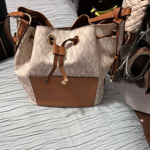 Michael Kors bucket bag